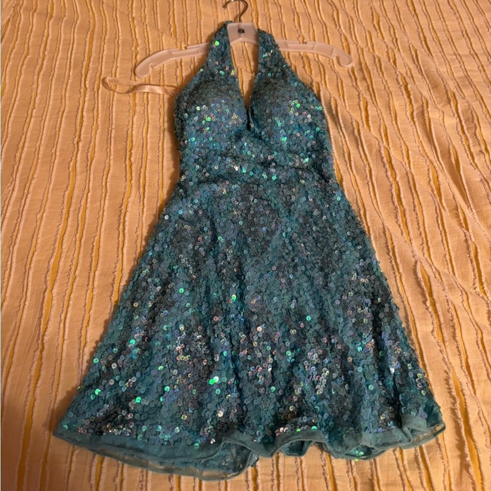 Primavera light blue Sparkling Sequin Dress - Picture 4 of 7